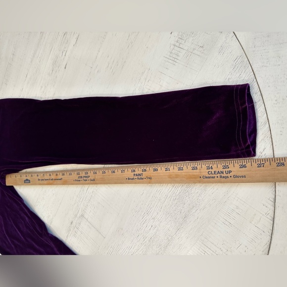 Beautiful  strapless jumpsuit with matching Cardigan Jacket. Size Large - Picture 8 of 10